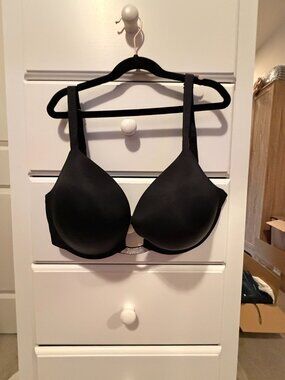 Brand New Victorias Secret Special Occasion Super Plunge Underwire Bra - 42D